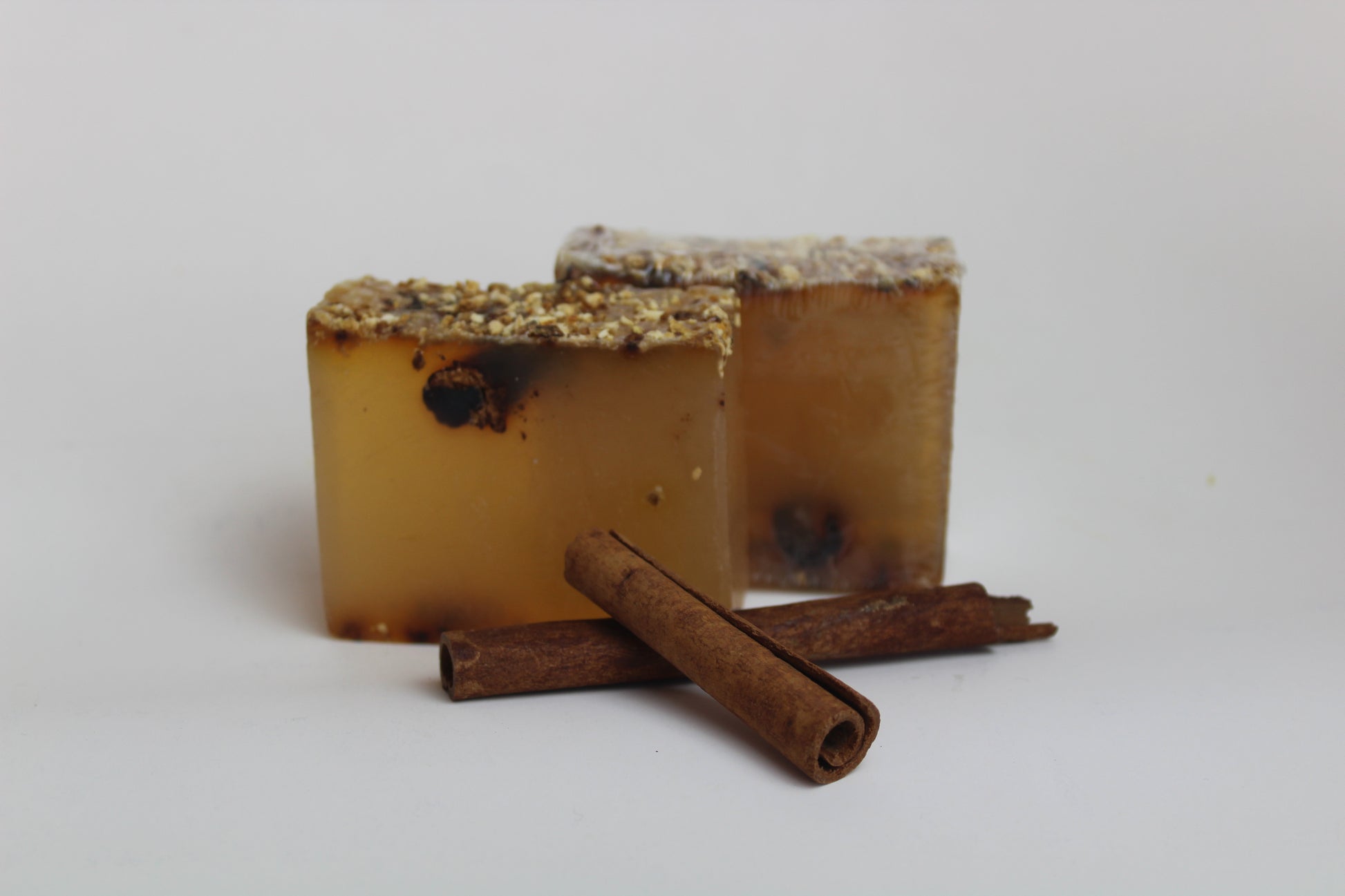 Savon naturel à la glycérine cannelle et écorce d'orange 100 g